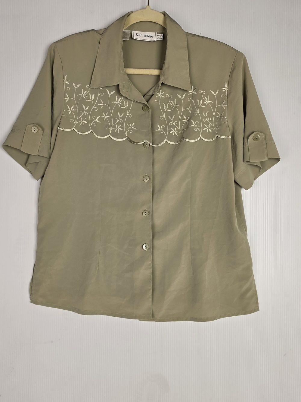 Vintage K.C. Studio - Olive Green Embroidered Short-Sleeve Button-Up Top